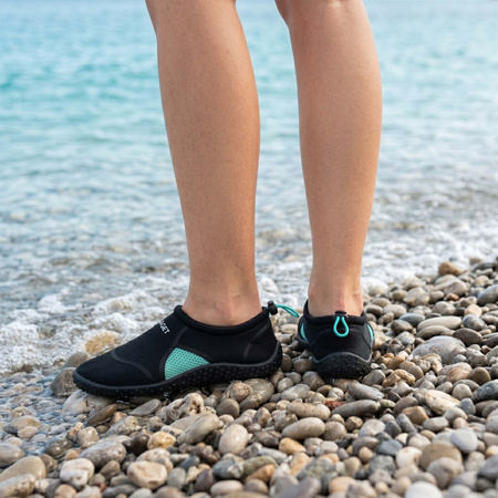 Buty do wody, plażowe szybkoschnące na kajak jeżowce, kamienie, rozm. 38 damskie czarne