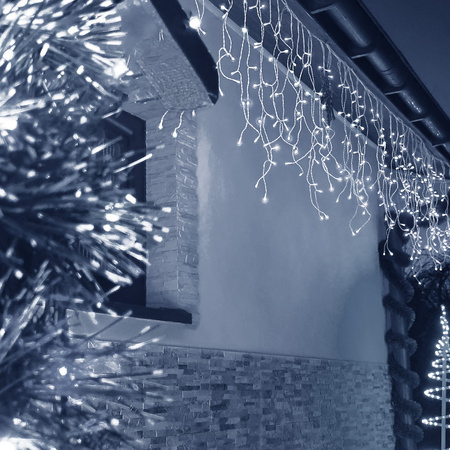 Kurtyna świetlna 500 led girlanda, lampki wewnętrzno-zewnętrzne sople zimny biały